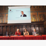 <p>2 July – Sala dei Notari, Palazzo dei Priori, Perugia – Sir Simon Schama, Angela Hewitt, Eric Friesen</p><br />

